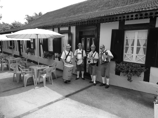 Linha Nova餐馆和美食-Restaurante Dheinhaus