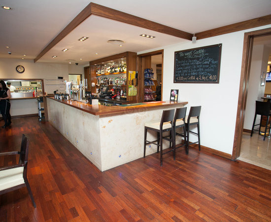 Blanchardstown酒店住宿-克莱瑞都柏林丽菲谷酒店
