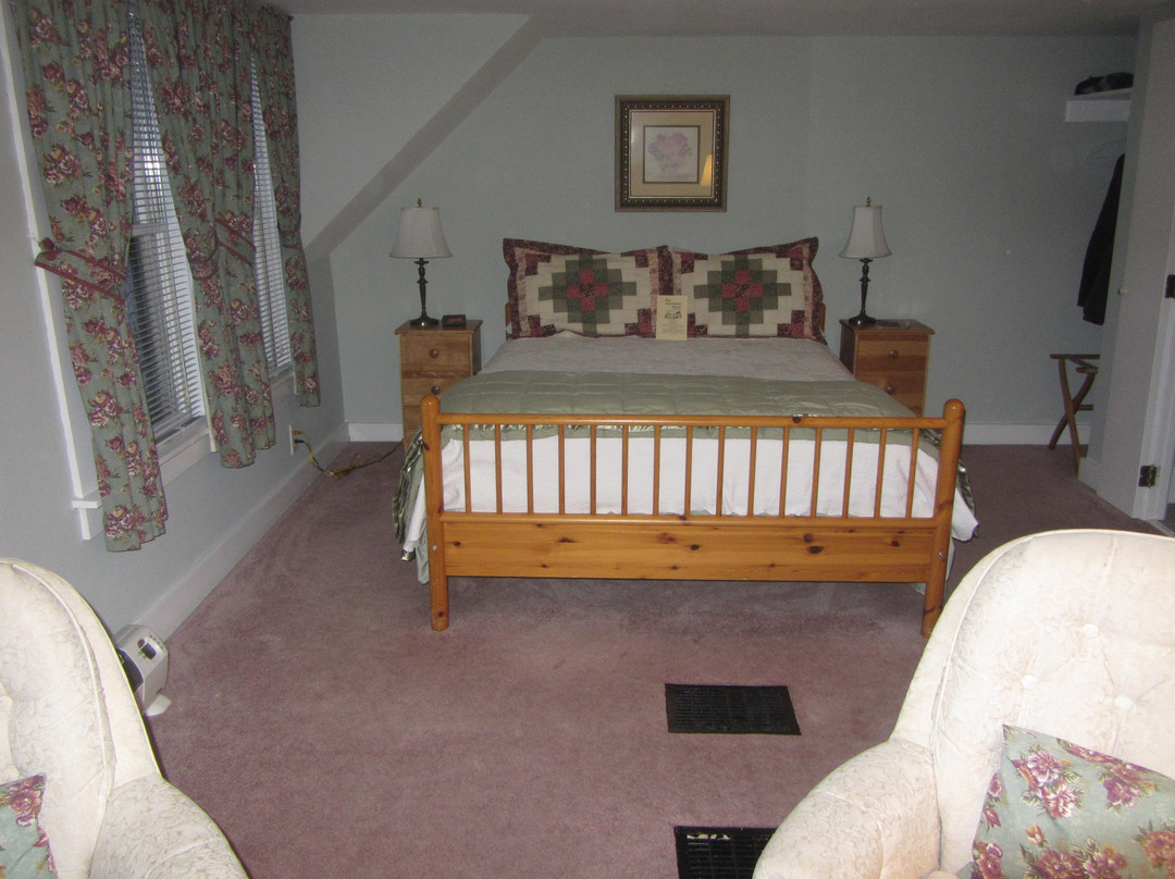 Canterbury House Bed and Breakfast主图