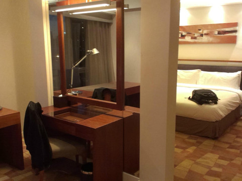 辉盛庭国际公寓主图