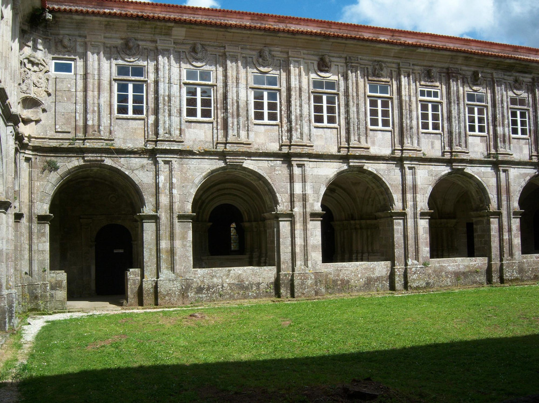 Monasterio Cisterciense de Santa Maria de Sobrado景点图片
