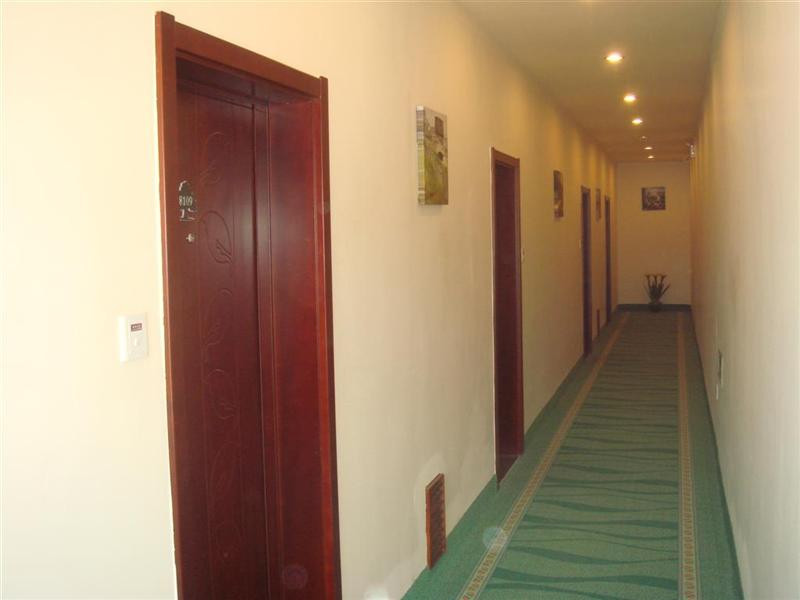 格林豪泰快捷酒店(张家口桥西区汽车站店)主图