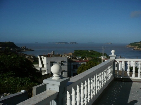 龙闲居旅馆-官方