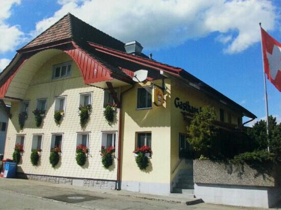 Winikon餐馆和美食-Gasthaus Kreuz