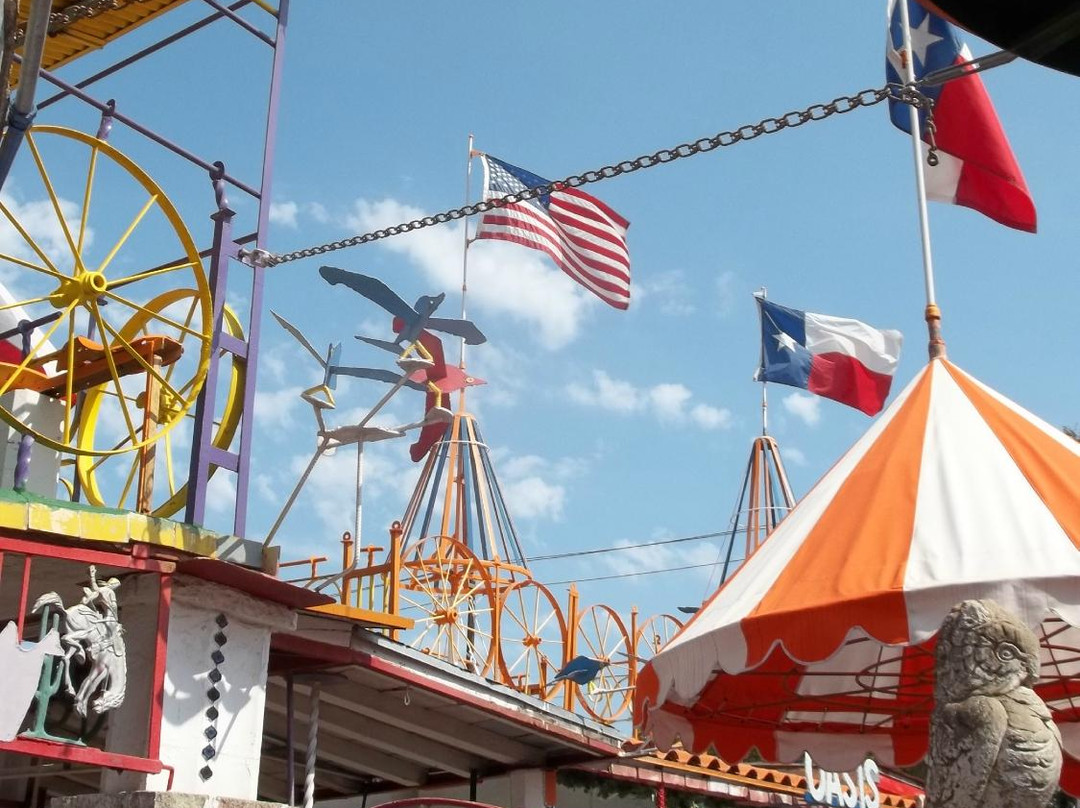 The Orange Show Center for Visionary Art-休斯顿必去景点