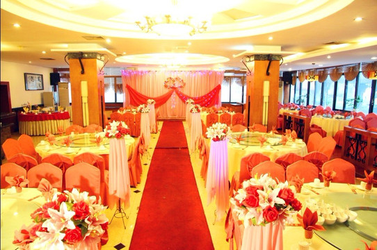 南天大酒店（柳州高铁站谷埠街店）主图