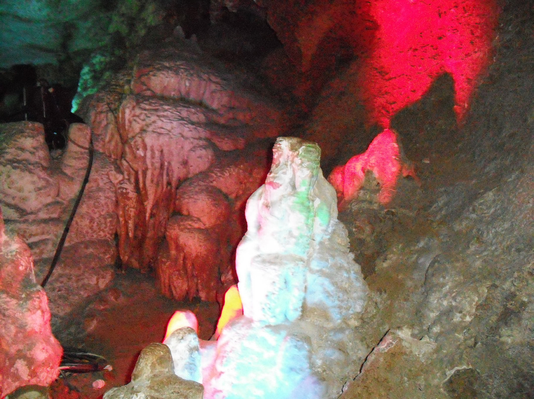 鸡冠洞-栾川县必去景点