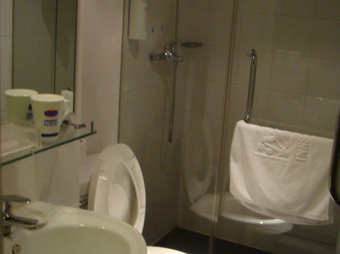 上海全季酒店延安路店主图