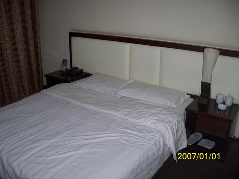 大连市威仑酒店主图