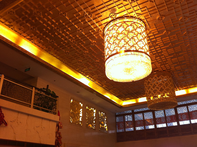 华膳园温泉饭店主图