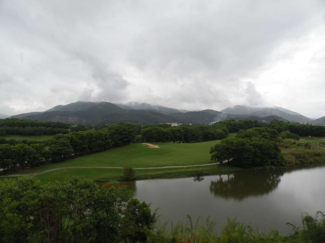 汤泉高尔夫-博罗县必去景点