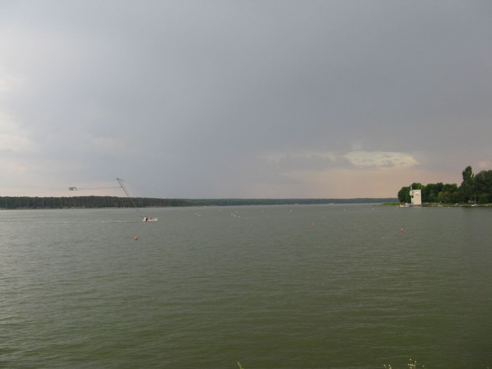Lake Zemborzycki景点图片
