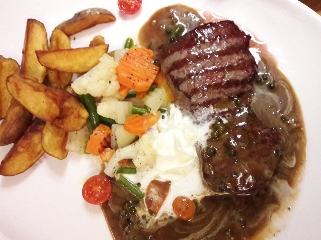 萨尔费尔登安斯特勒嫩米尔餐馆和美食-Gasthof Hubertus