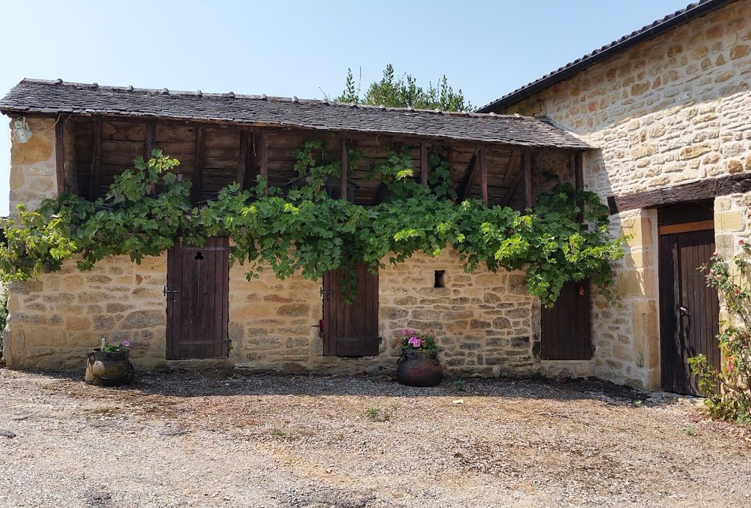 Saint-Cernin-de-Larche旅游攻略图片