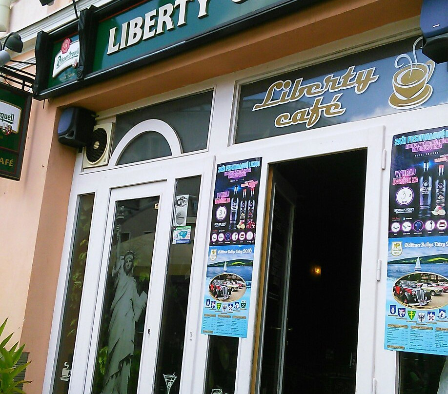 Liptovsky Trnovec餐馆和美食-Liberty Cafe