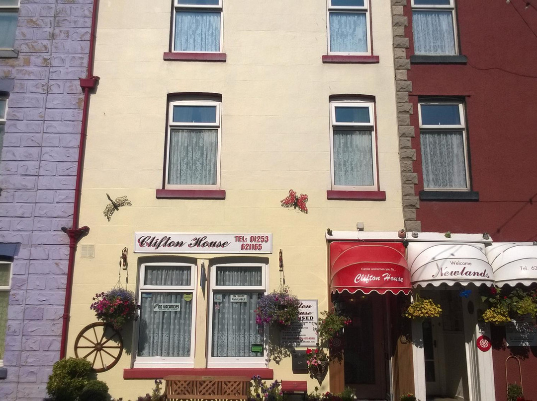 Bispham酒店住宿-Clifton House Hotel