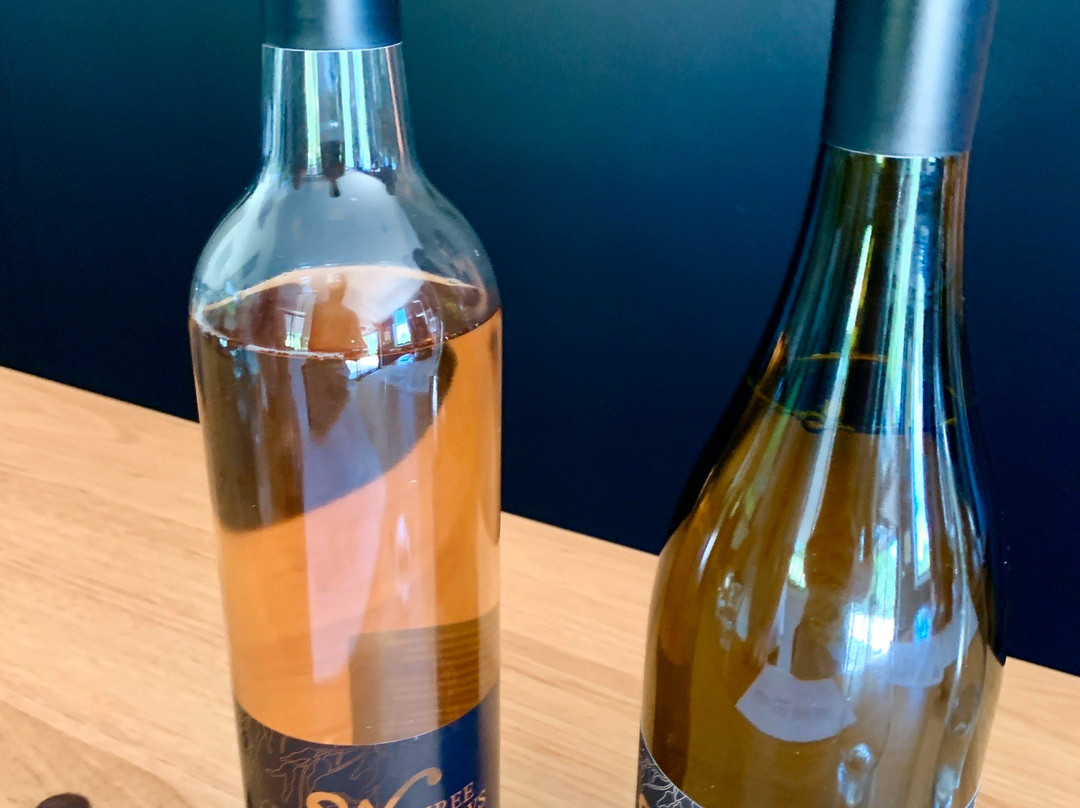 Meander Valley Vineyard-Red Hills必去景点