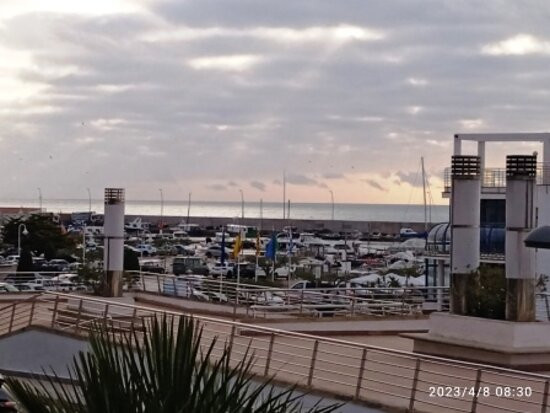 Puerto Deportivo Ampolla-L'Ampolla必去景点