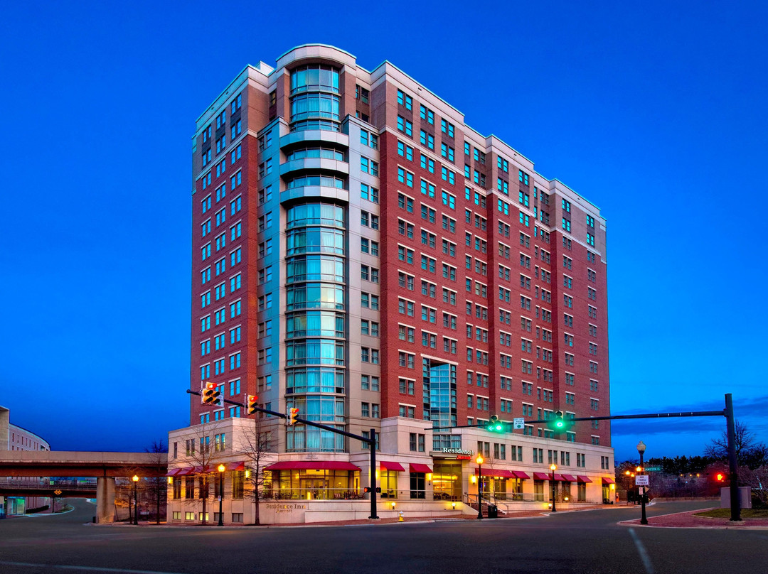 Residence Inn by Marriott Alexandria Old Town South at Carlyle