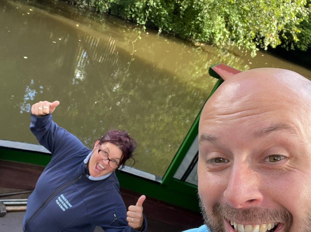 Farncombe Boat House景点图片