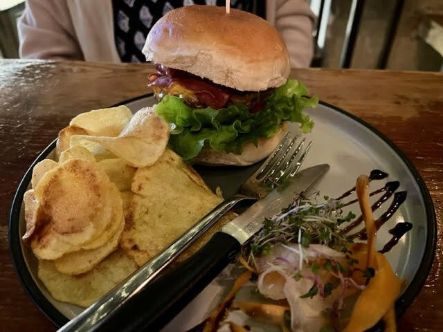 Alibi Craft Beer & Kitchen