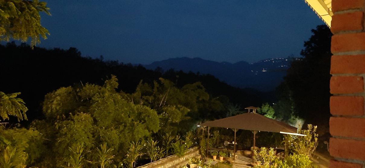 生命之树度假村, 德拉顿山脚-酒店景观