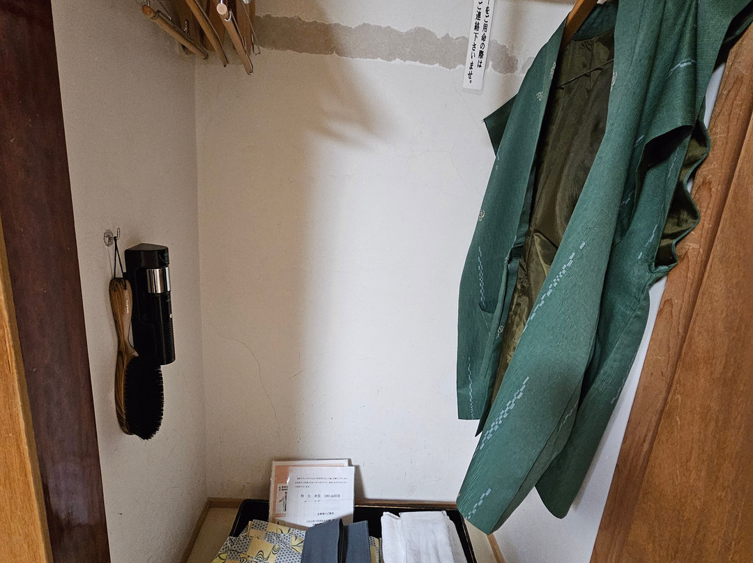 汤泽大酒店主图