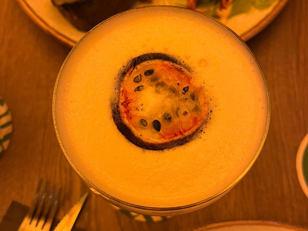 Hotel et le Cafe de Paris主图