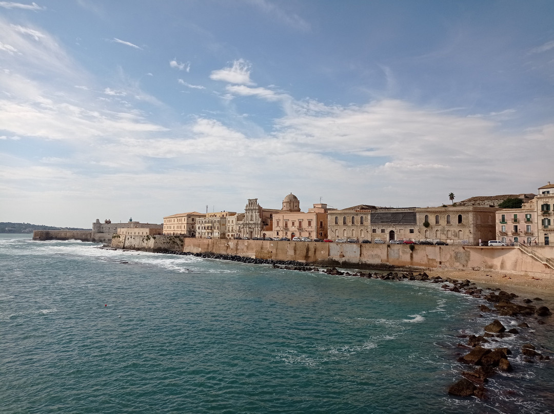 Ciclofree-锡拉库扎必去景点