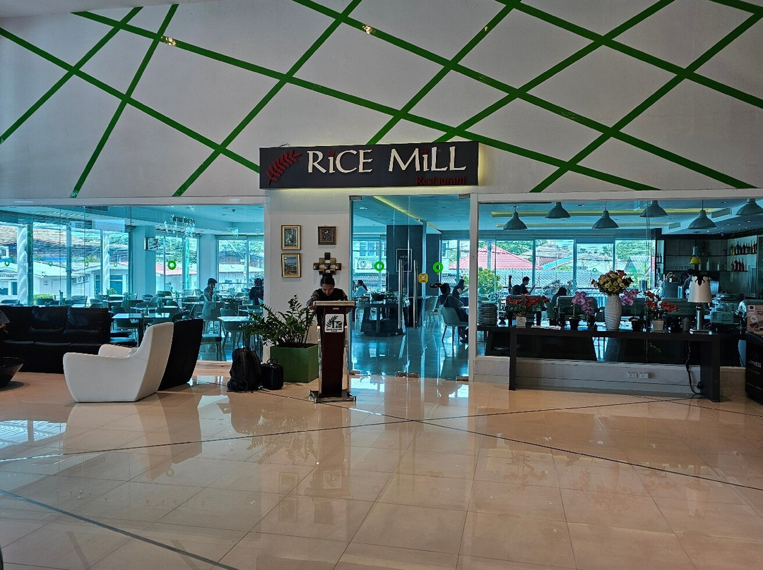 罗勇罗望子花园酒店主图