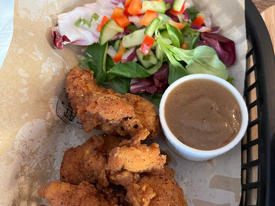 The Ship Hotel主图