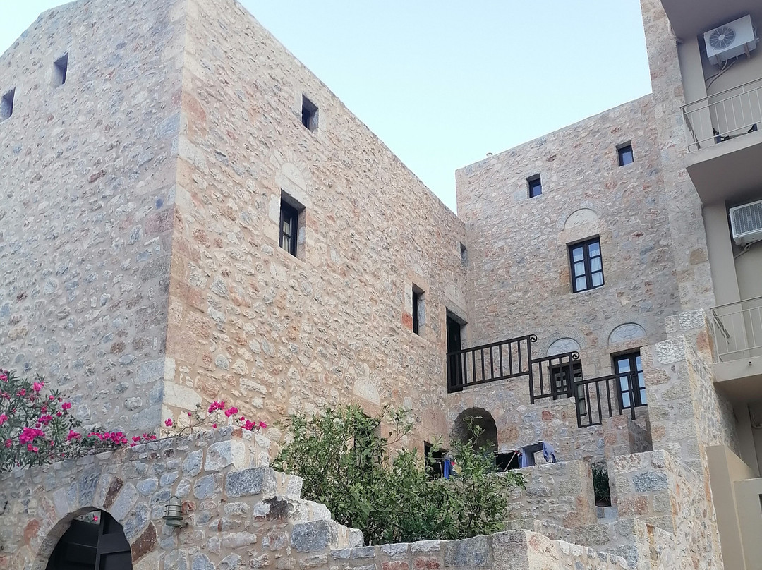 Pyrgoi Theodorakaki主图