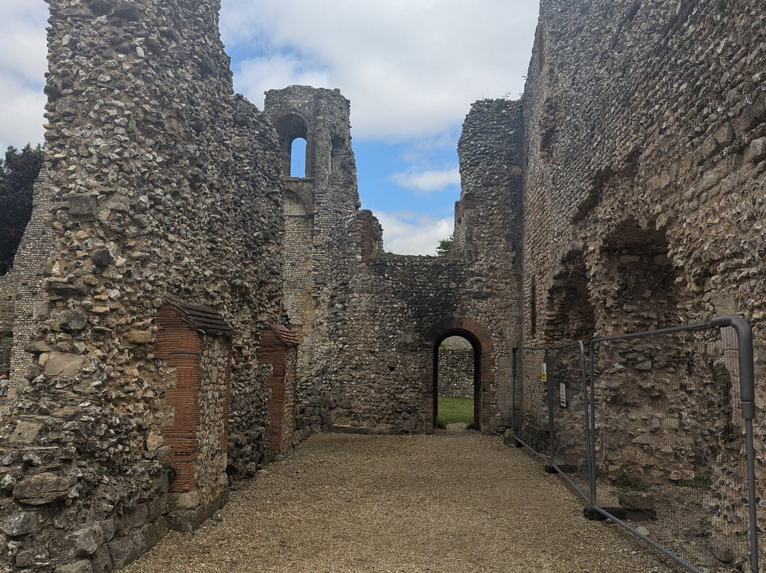 Wolvesey Castle景点图片