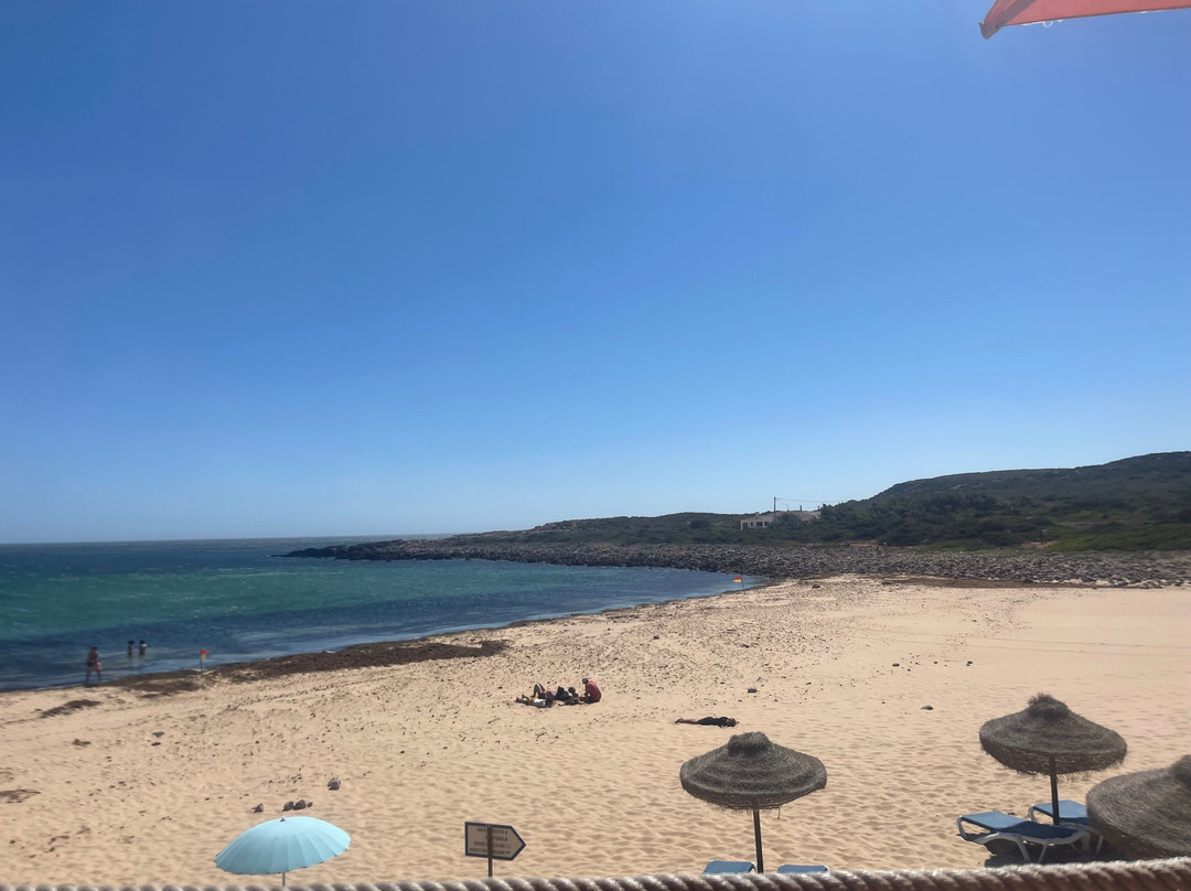 Praia do Zavial景点图片