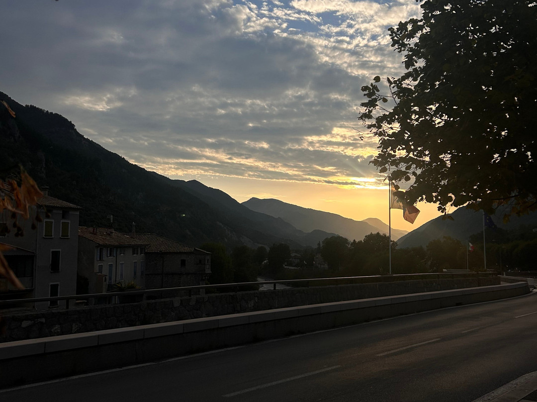 Booking Bikes Antibes-若安乐松必去景点