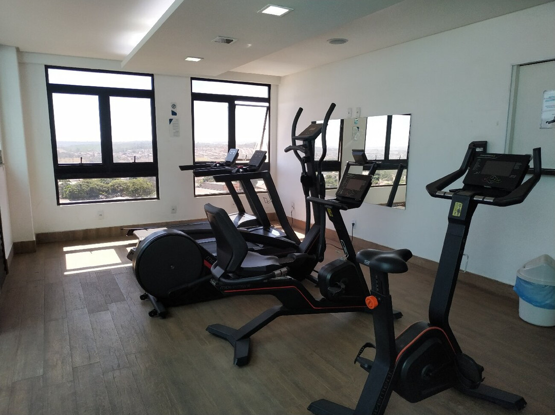 Plaza Inn Breeze Aeroporto主图