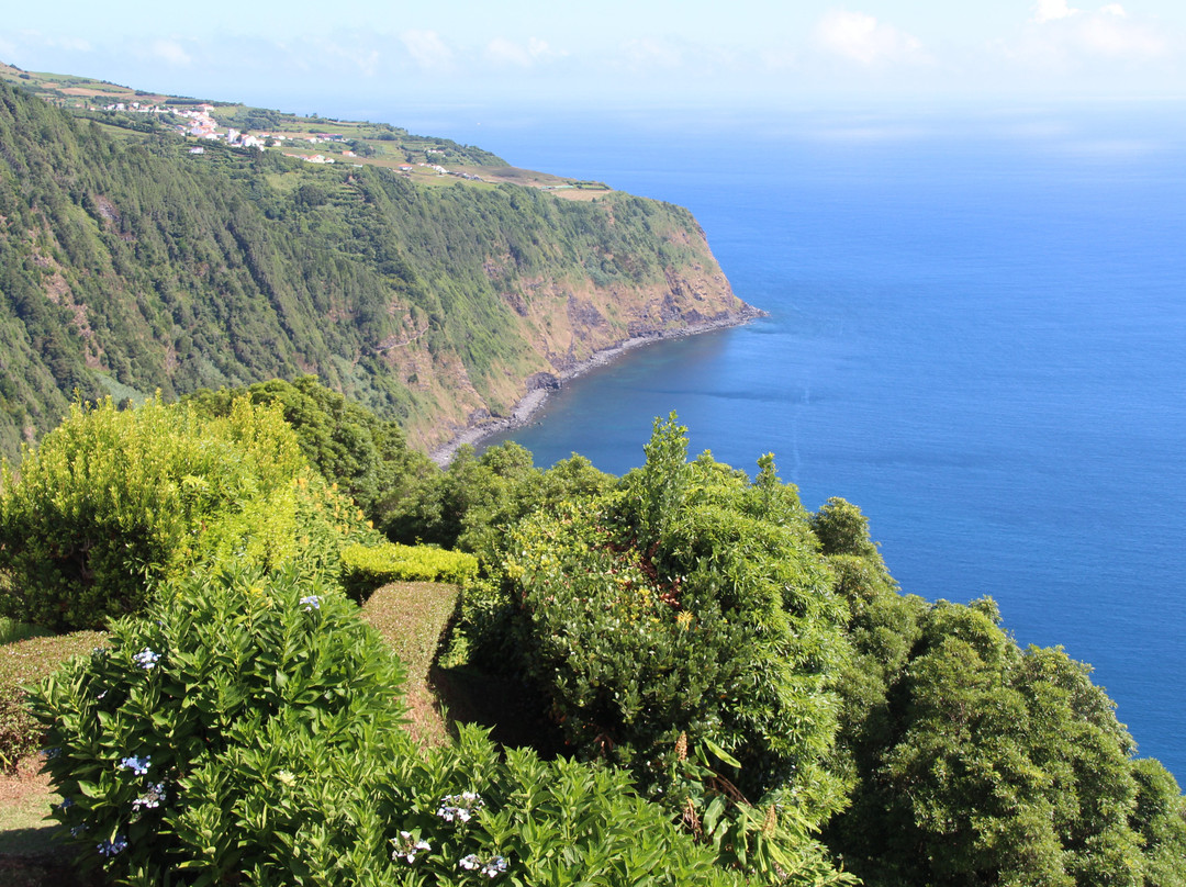 Miradouro da Ponta da Madrugada-Nordeste必去景点