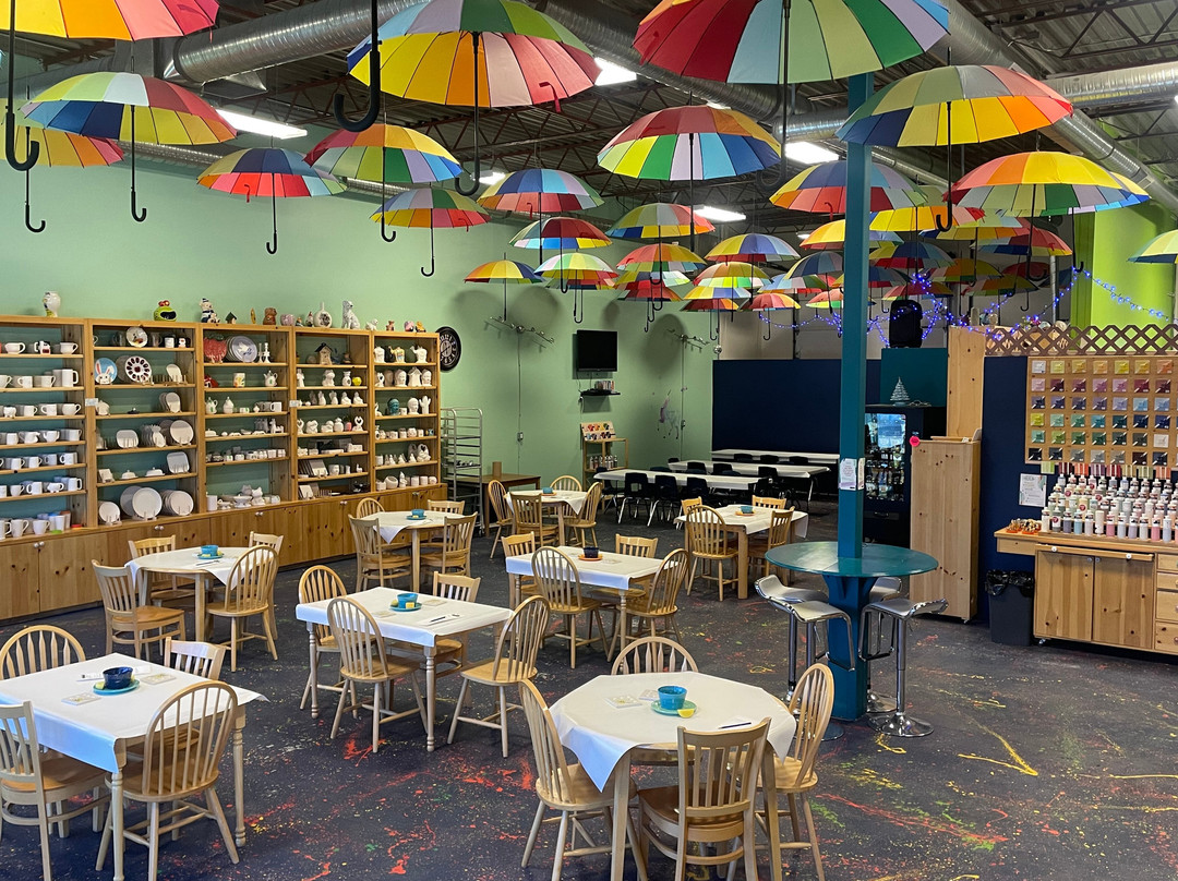 Color Me Mine-莱斯布里奇必去景点