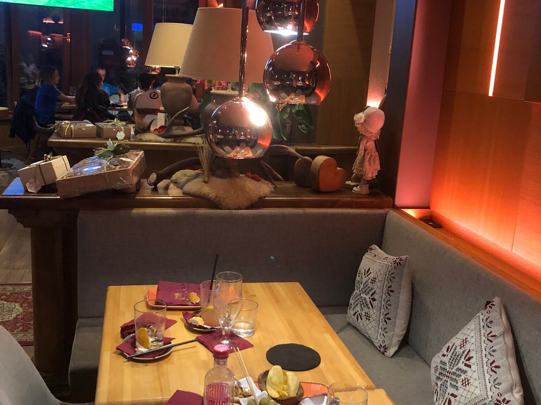 Hotel Moderno主图
