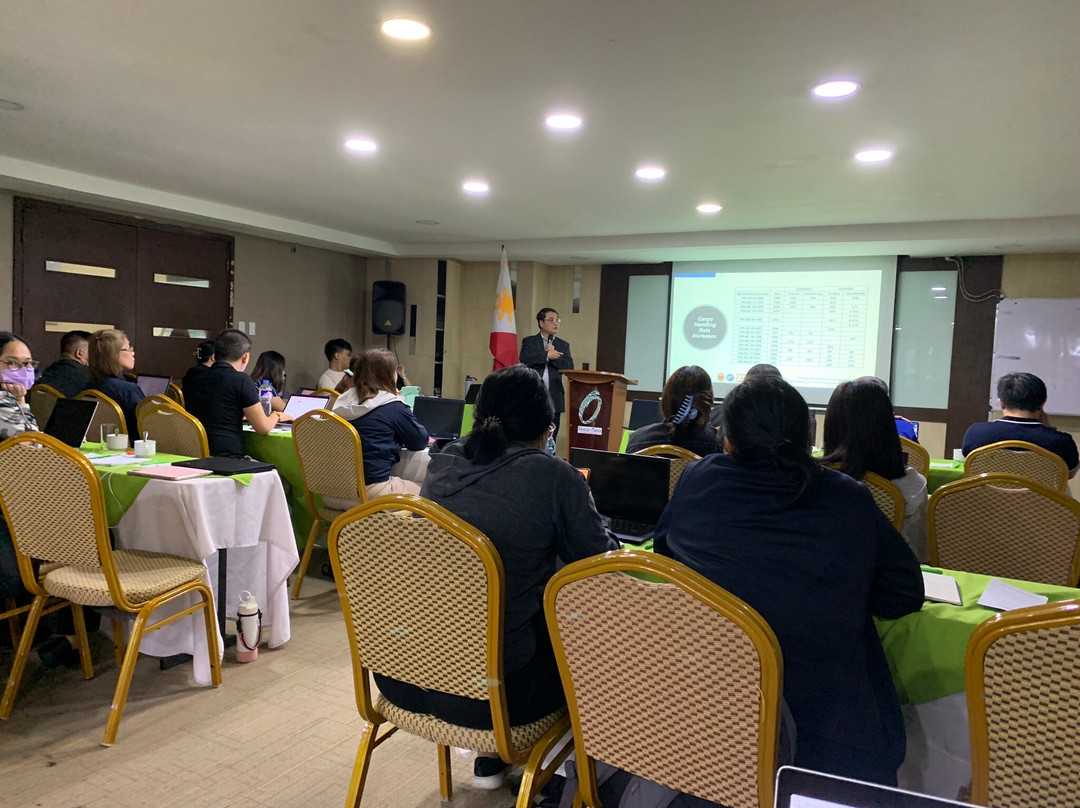 Tanza Oasis Hotel and Resort主图