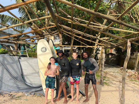 Sudda's Surf School-瓦勒迦玛必去景点