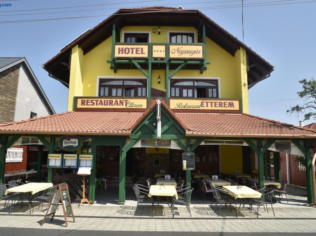 Hotel Napsugar主图
