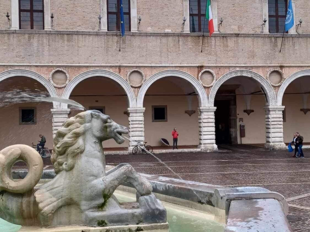 Fontana Di Piazza Del Popolo-Tre Ponti必去景点