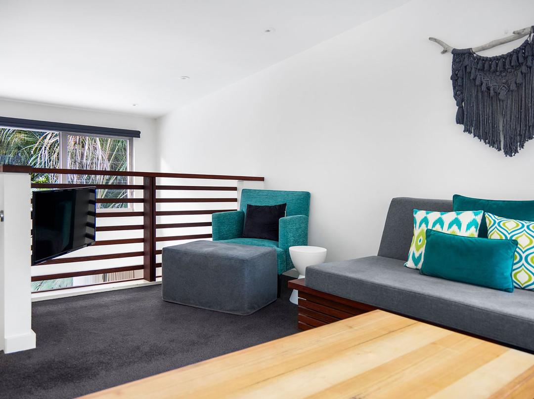 爱若吉拉度假酒店主图