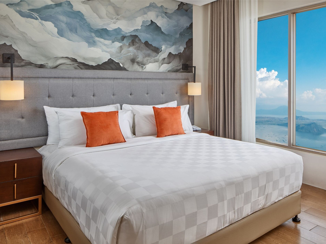 大雅台山岭顶峰酒店