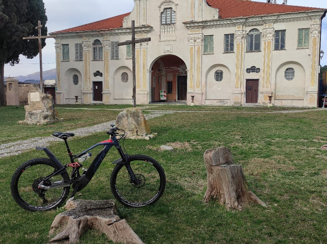 Santuario Monte Calvario-因佩里亚必去景点