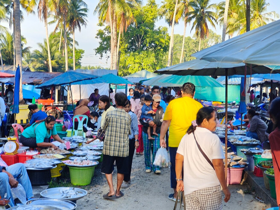 Khanom Walking Street景点图片