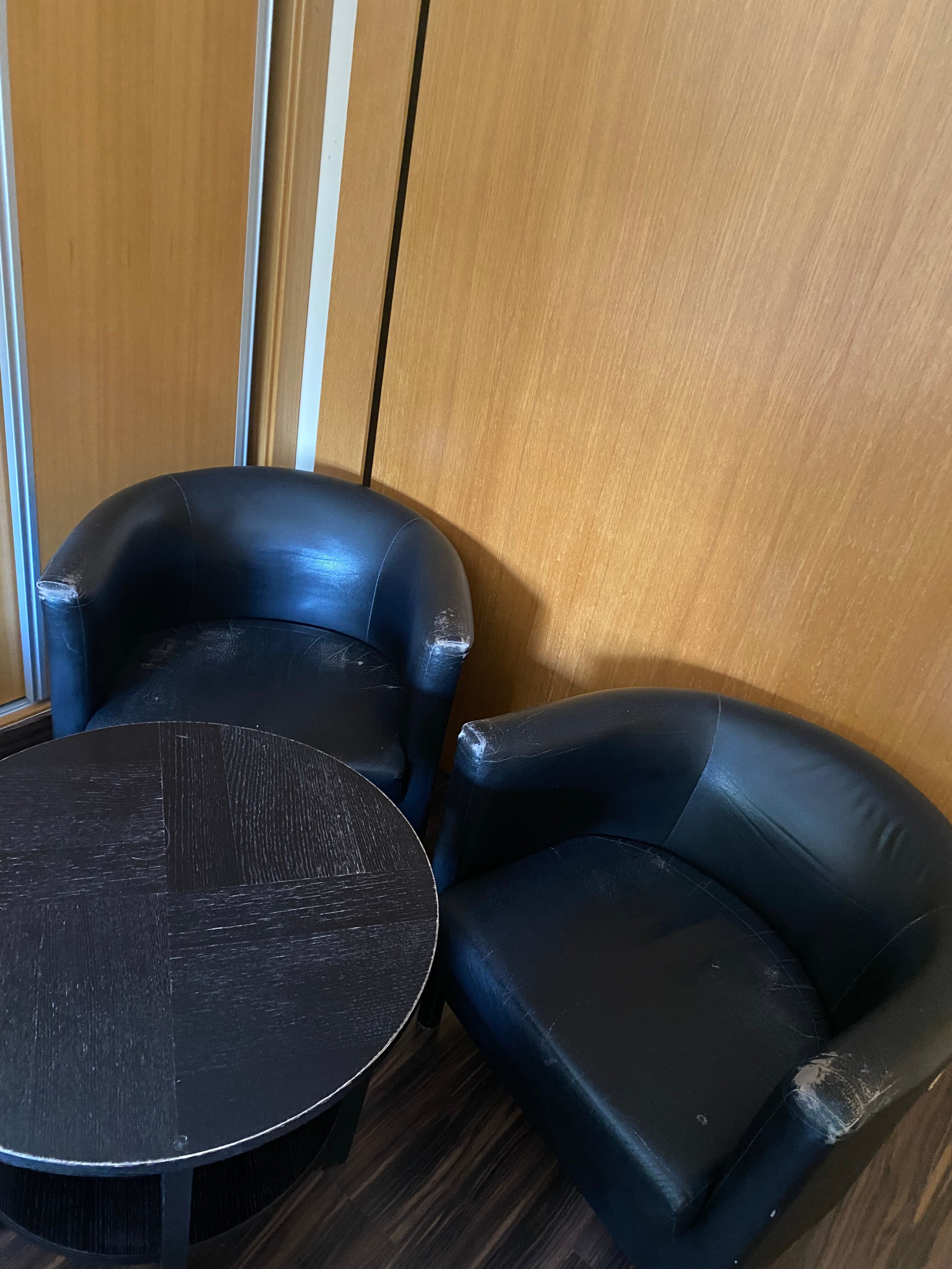 兰哈隆巴尔尼里奥酒店-客卧