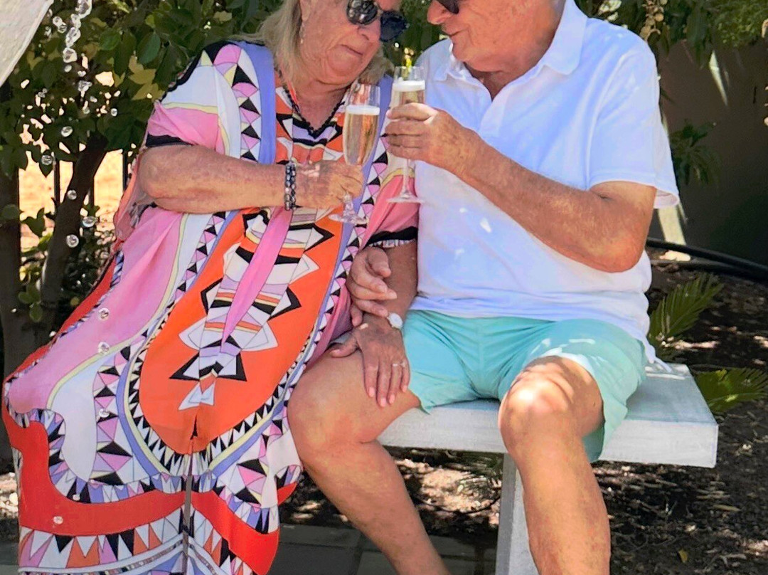 The Royal Hotel主图