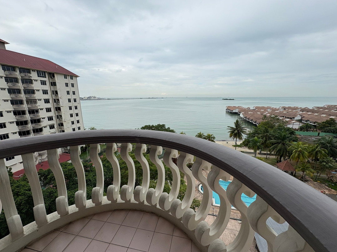 荣耀海滩度假村主图